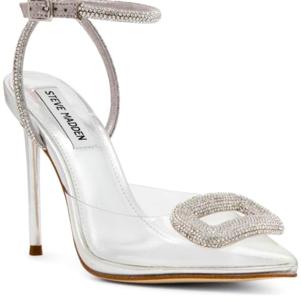 Steve Madden Vienna Silver Metallic Pointed Toe Ankle Strap Pumps Size 8M